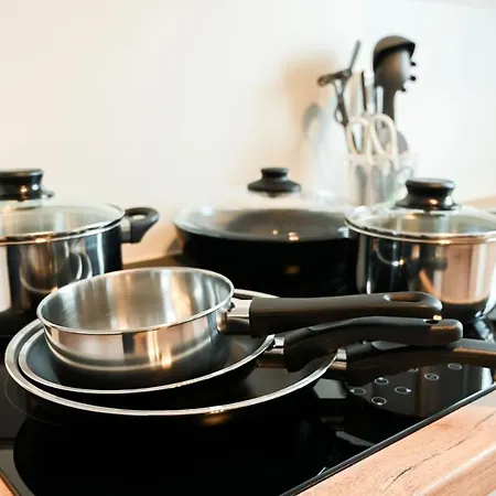 Апартаменты 120qm Denkmal In Mit Stuck Und Balkon - Beuys - Крефельд