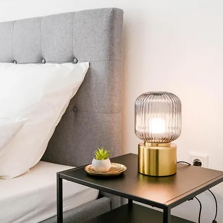 דירה 120qm Denkmal In Mit Stuck Und Balkon - Beuys - קרפלד