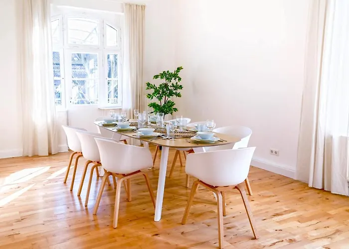 120qm Denkmal In Mit Stuck Und Balkon - Beuys - Lejlighed Krefeld